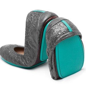 Tieks by Gavelli in Slate Grey Croc Like New